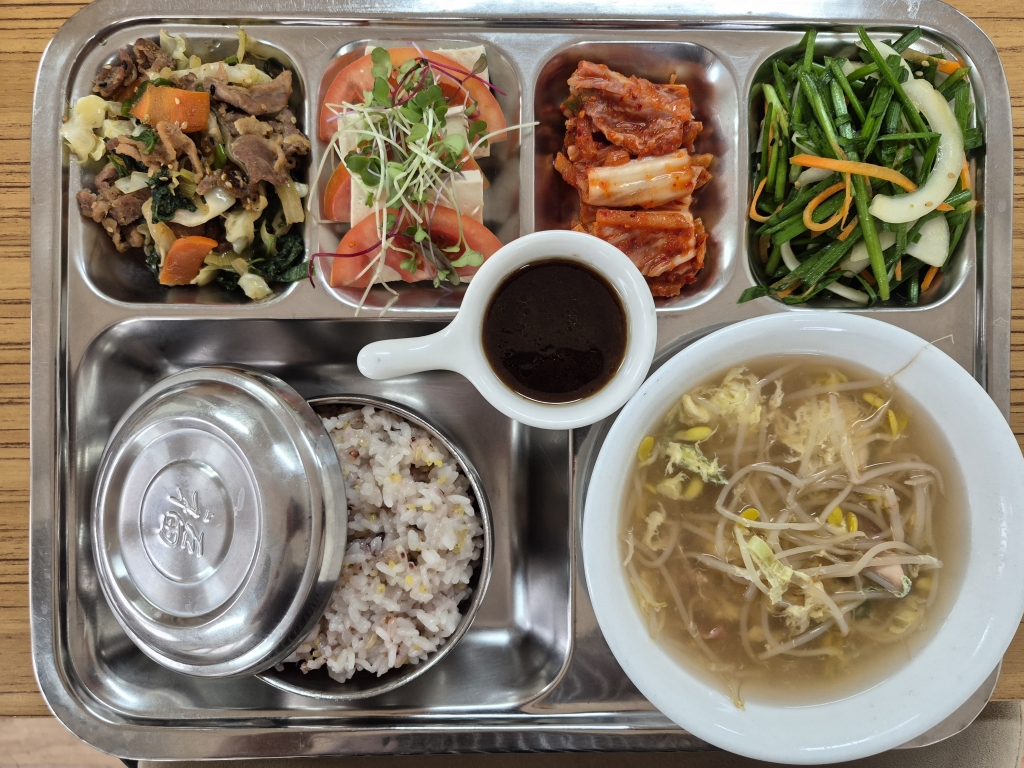 26.08.26(수) 중식