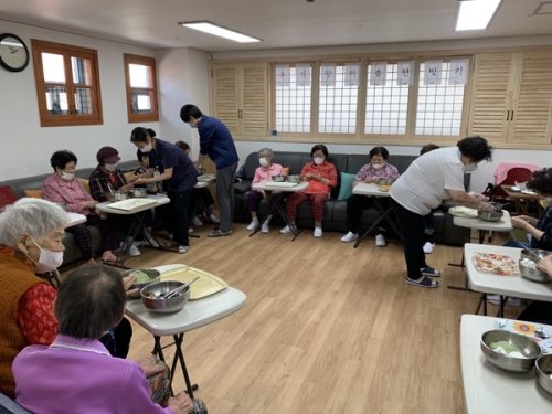 [데이] 추석맞이 송편 빚기 행사