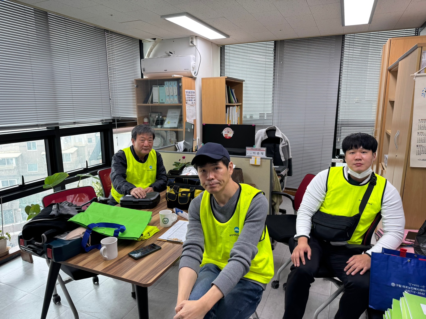 [재가, 맞돌] 4월 나누미봉사단과 함께하는 '재가 어르신 행복만들기' 사업