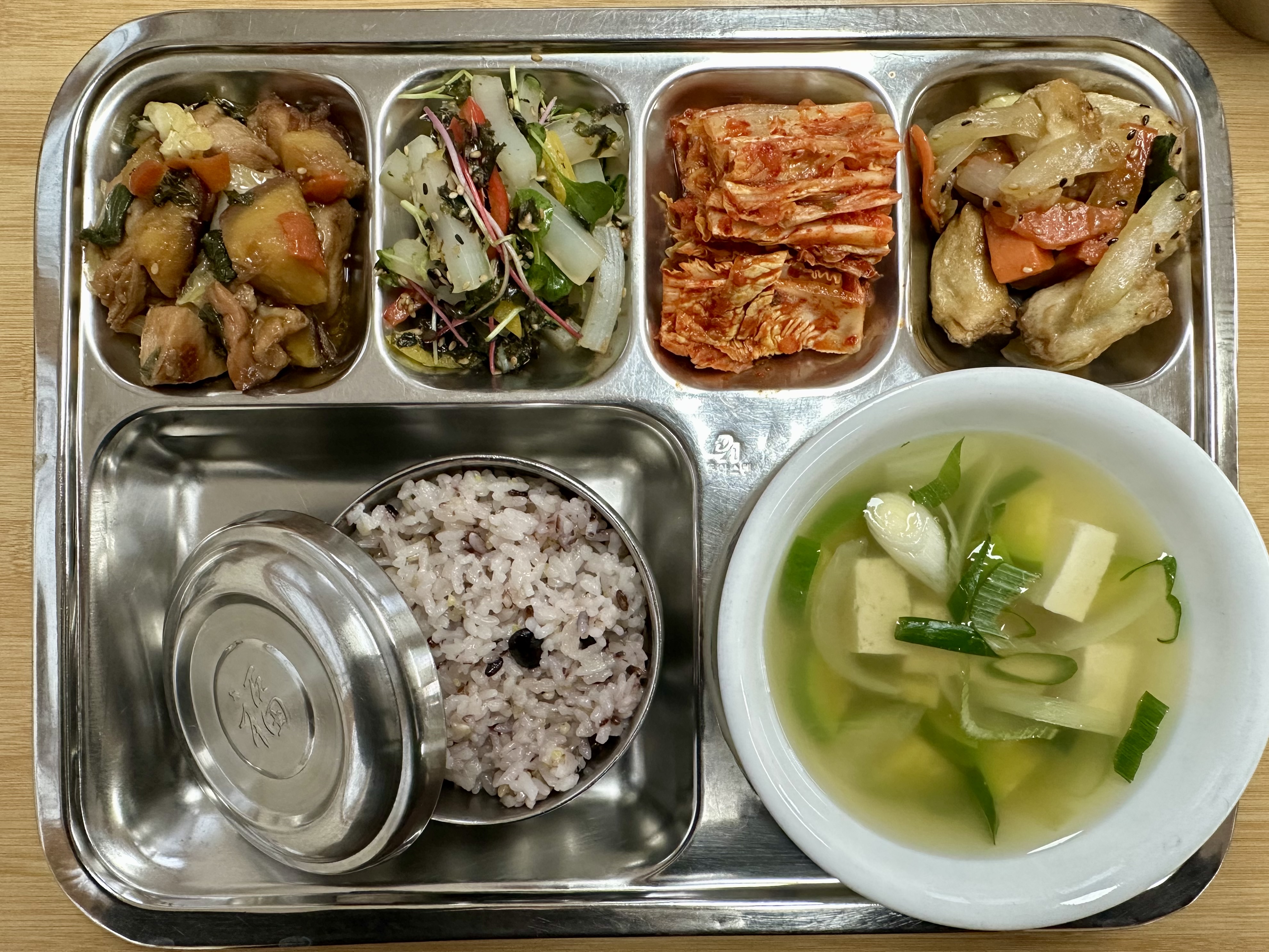 25.12.08.(월) 중식