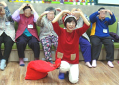 데이케어 어르신들의 성탄인사
